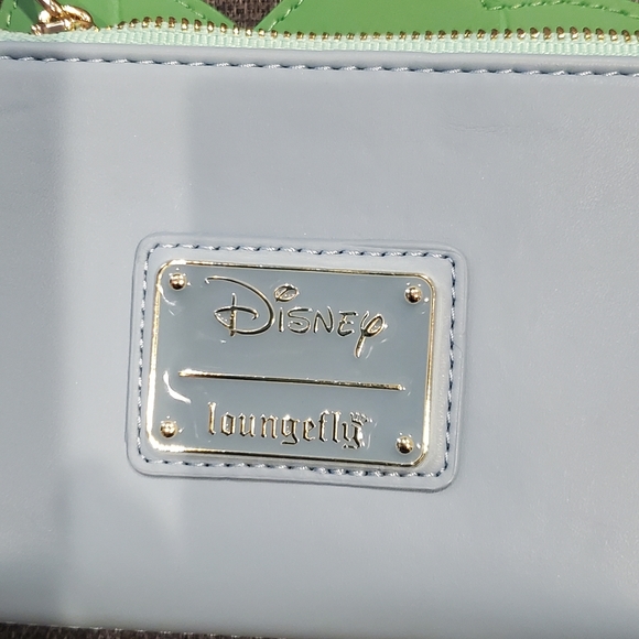 Stitch loungefly wallet - Picture 5 of 6